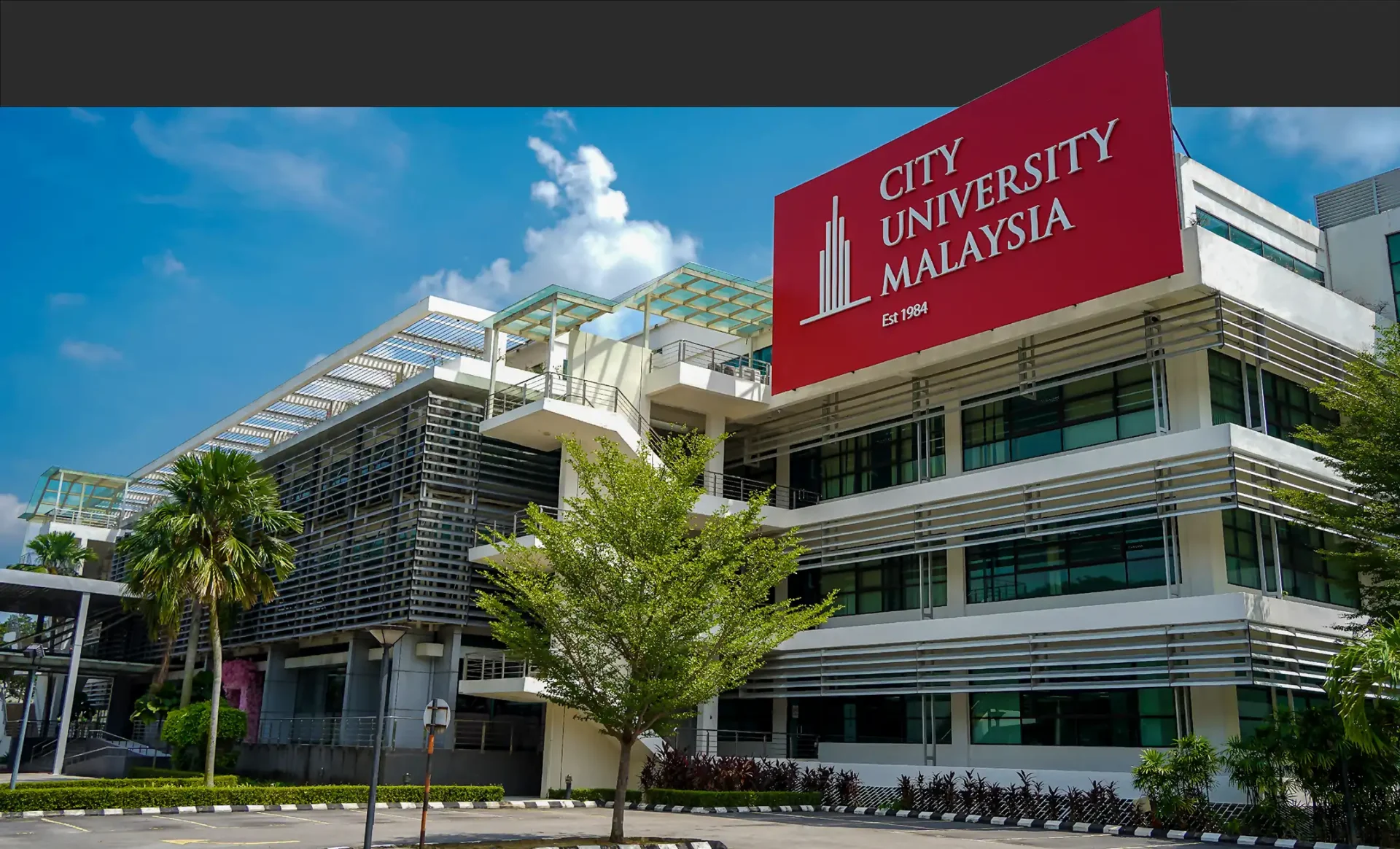 University of Malaya (UM)